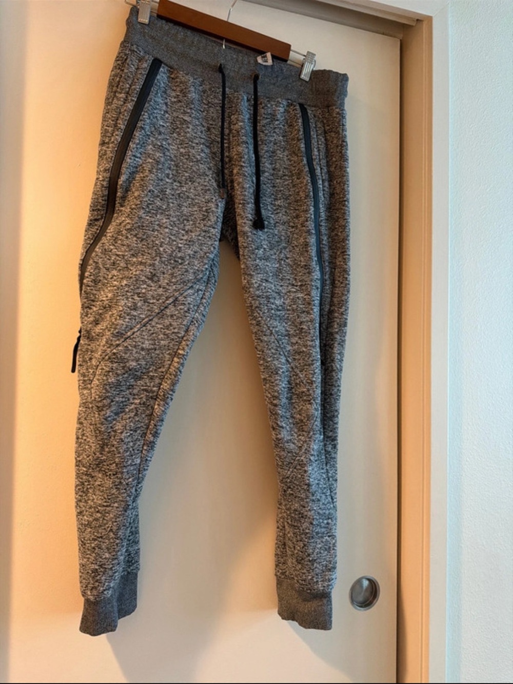 Men’s Gray Knit Jogger Pants with Zip Pockets